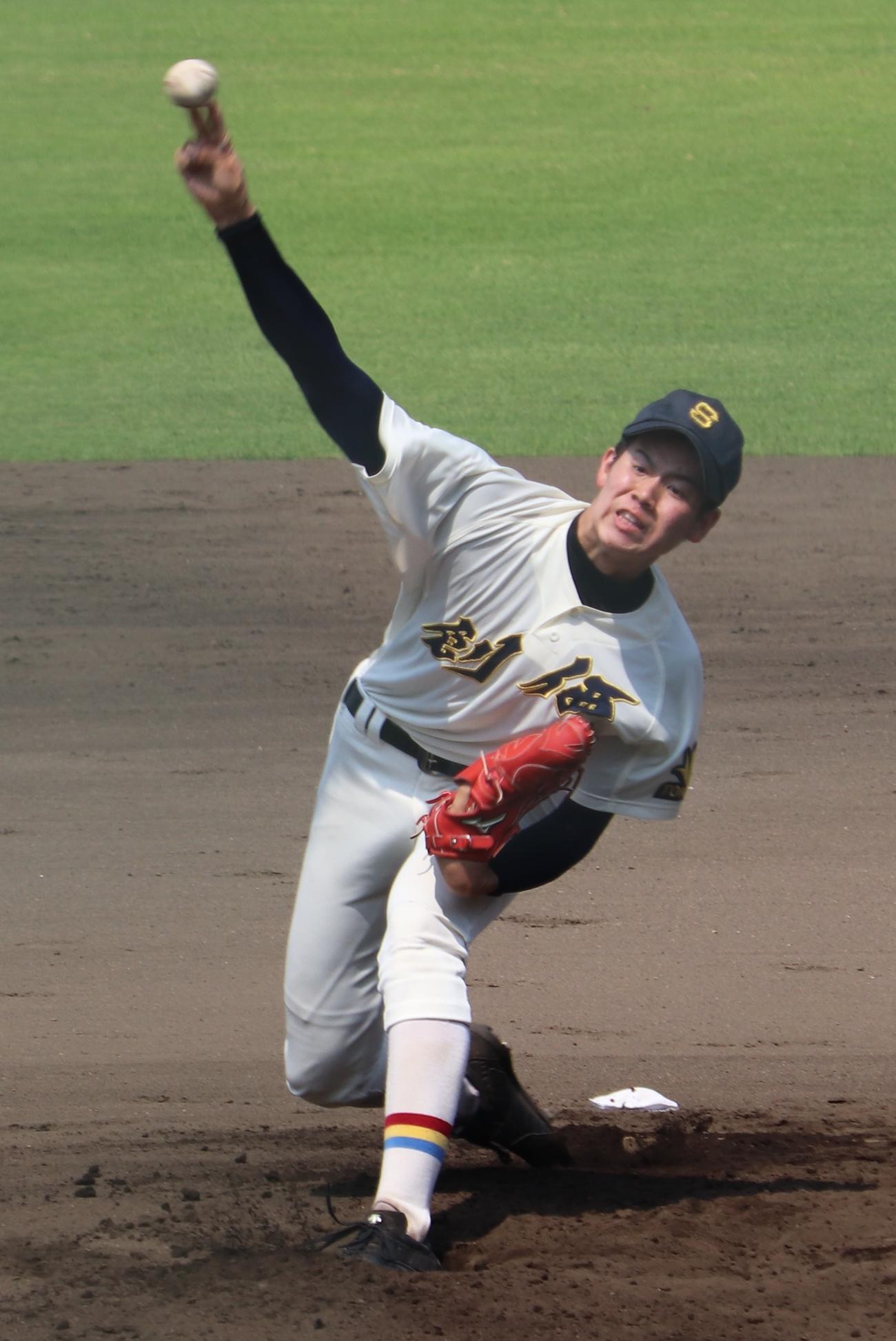 創価対東海大菅生　2回から登板した創価・森畑（撮影・古川真弥）