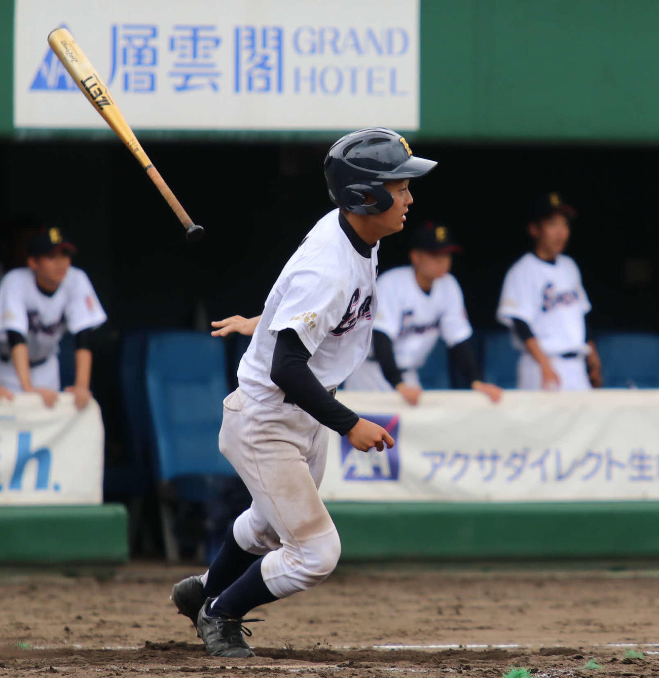 北見緑陵対枝幸　5回裏枝幸2死一塁、この日3本目となる安打を放つ横山（撮影・山崎純一）