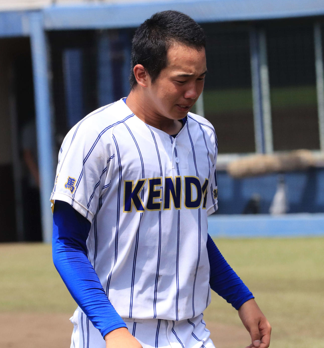高崎健康福祉大高崎対桐生第一　決勝で惜しくも敗れ、涙を流す高崎健康福祉大高崎・下（撮影・小早川宗一郎）