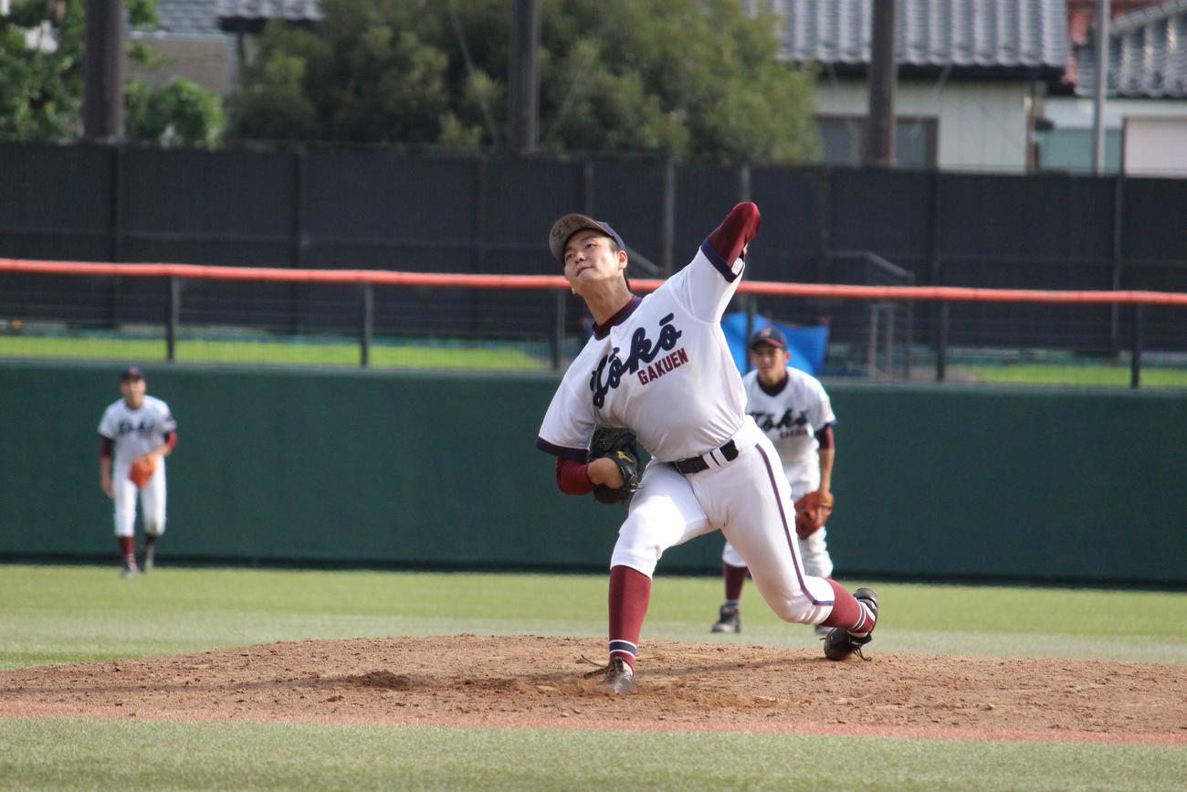 桐光学園対相模原中教校　この夏初登板となった桐光学園・安達