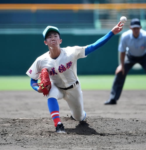 花咲徳栄・高森「ベンチの声が活力に」静寂聖地1勝 - 高校野球 : 日刊