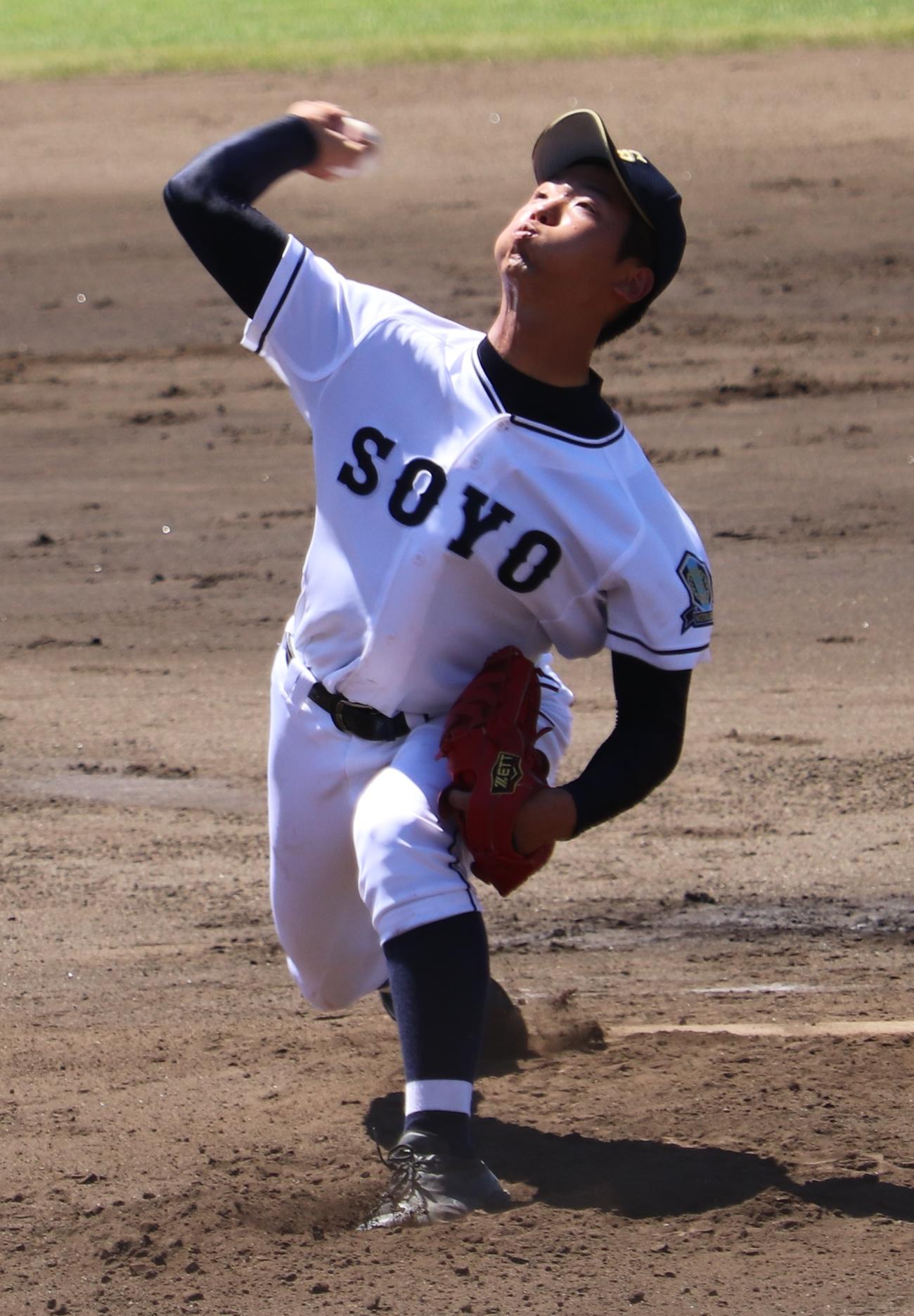 横浜翠陵対相洋　今大会初登板で4回1安打無失点と好投した相洋・本田（撮影・古川真弥）