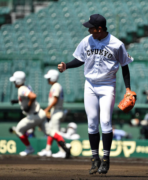 プロ注目の中京大中京・高橋宏斗、初回に152キロ - 高校野球写真