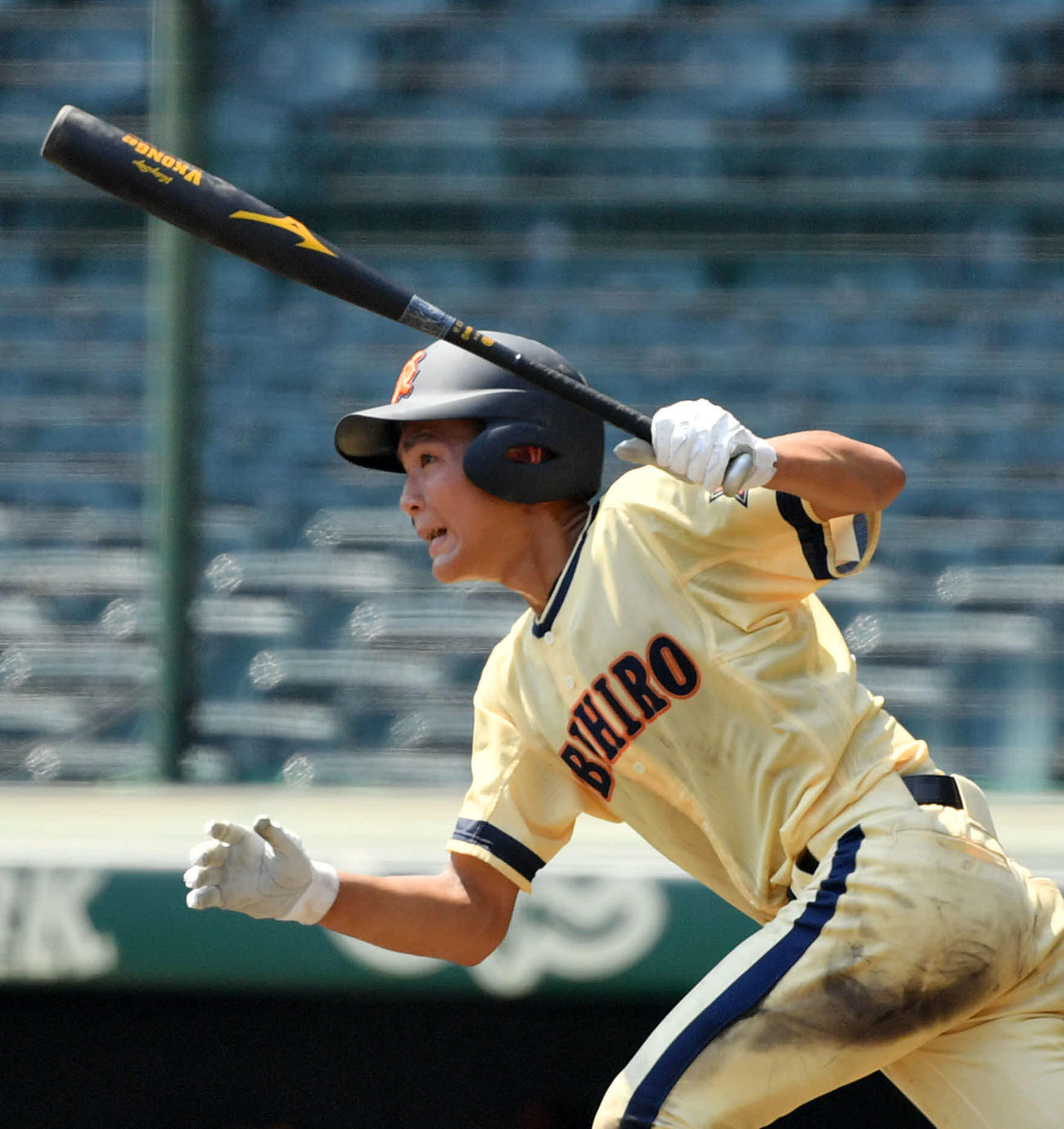 帯広農対高崎健康福祉大高崎　5回表帯広農2死二塁、中前適時打を放つ佐伯（撮影・横山健太）