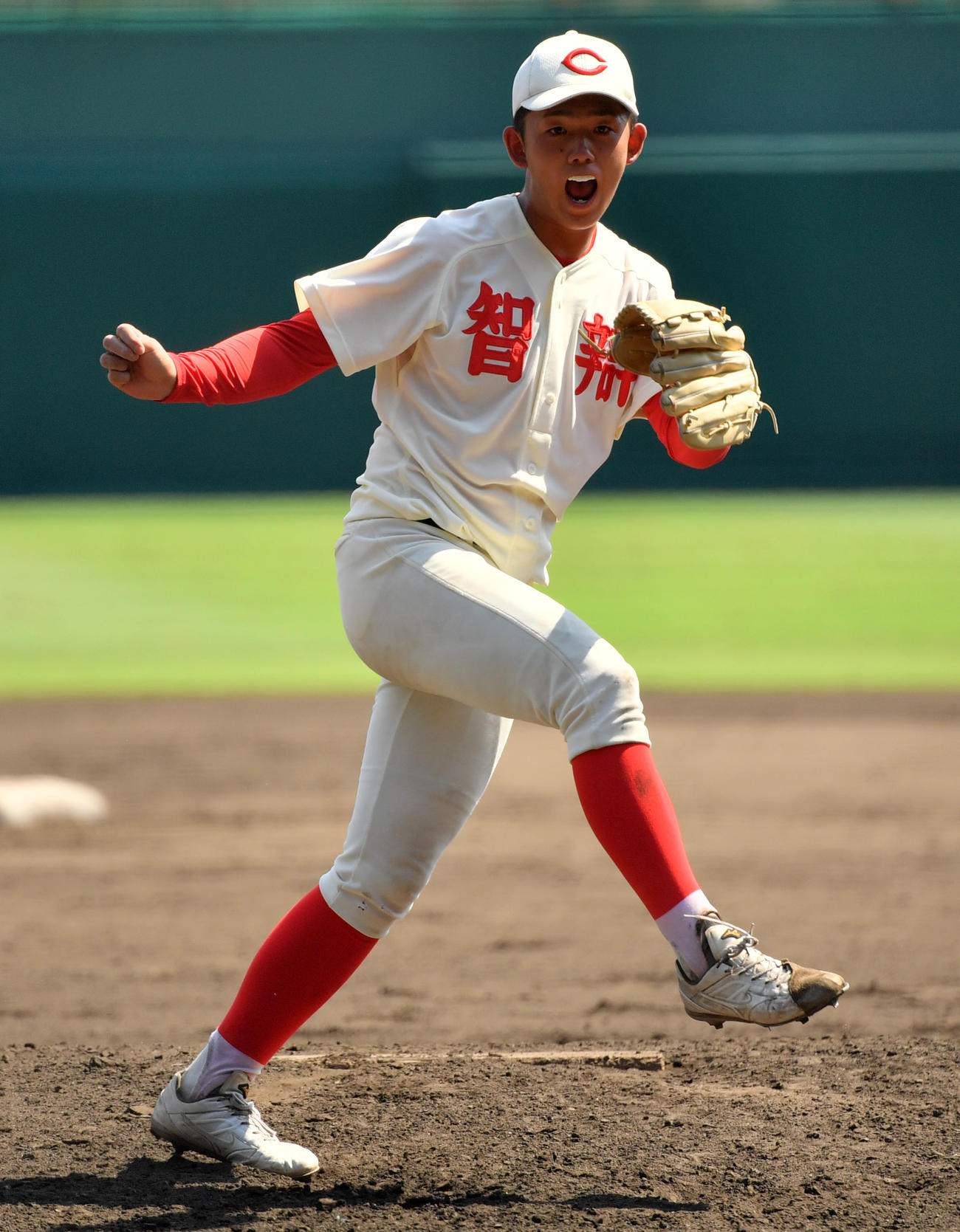 東海大相模対大阪桐蔭　6回裏から登板した智弁和歌山・小林（撮影・横山健太）