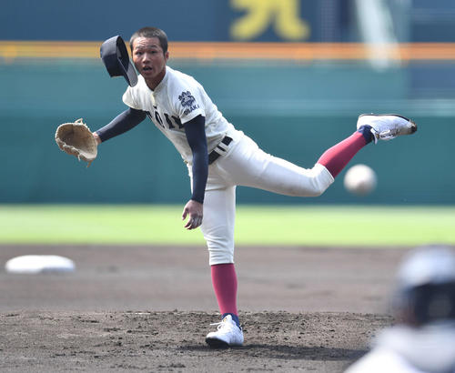東海大相模対大阪桐蔭　大阪桐蔭先発の藤江星河（撮影・岩下翔太）