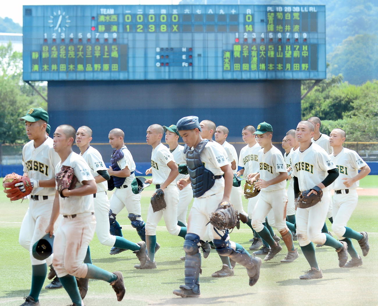 大量14得点で5回コールド勝ちした静清ナイン