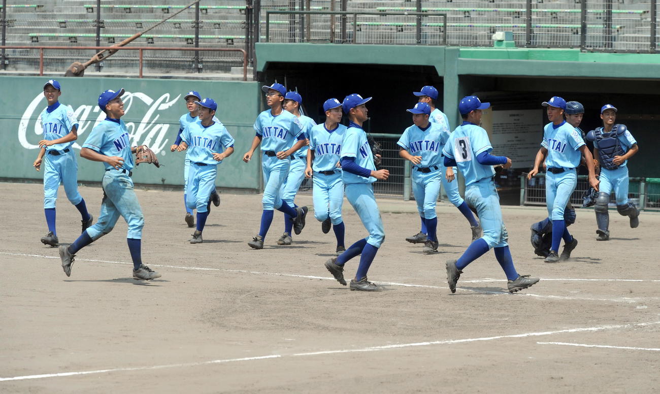 浜松湖東を破り、秋の県大会初出場を決めた浜松日体ナイン