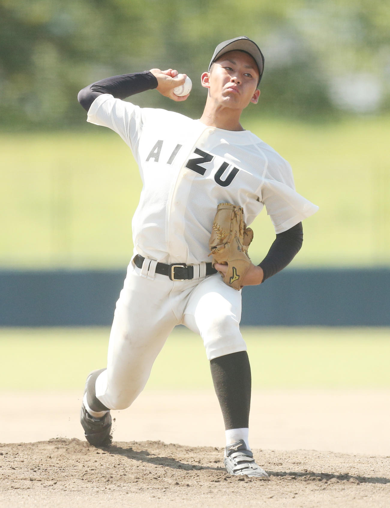 会津対喜多方桐桜　力投する会津・星（撮影・野上伸悟）