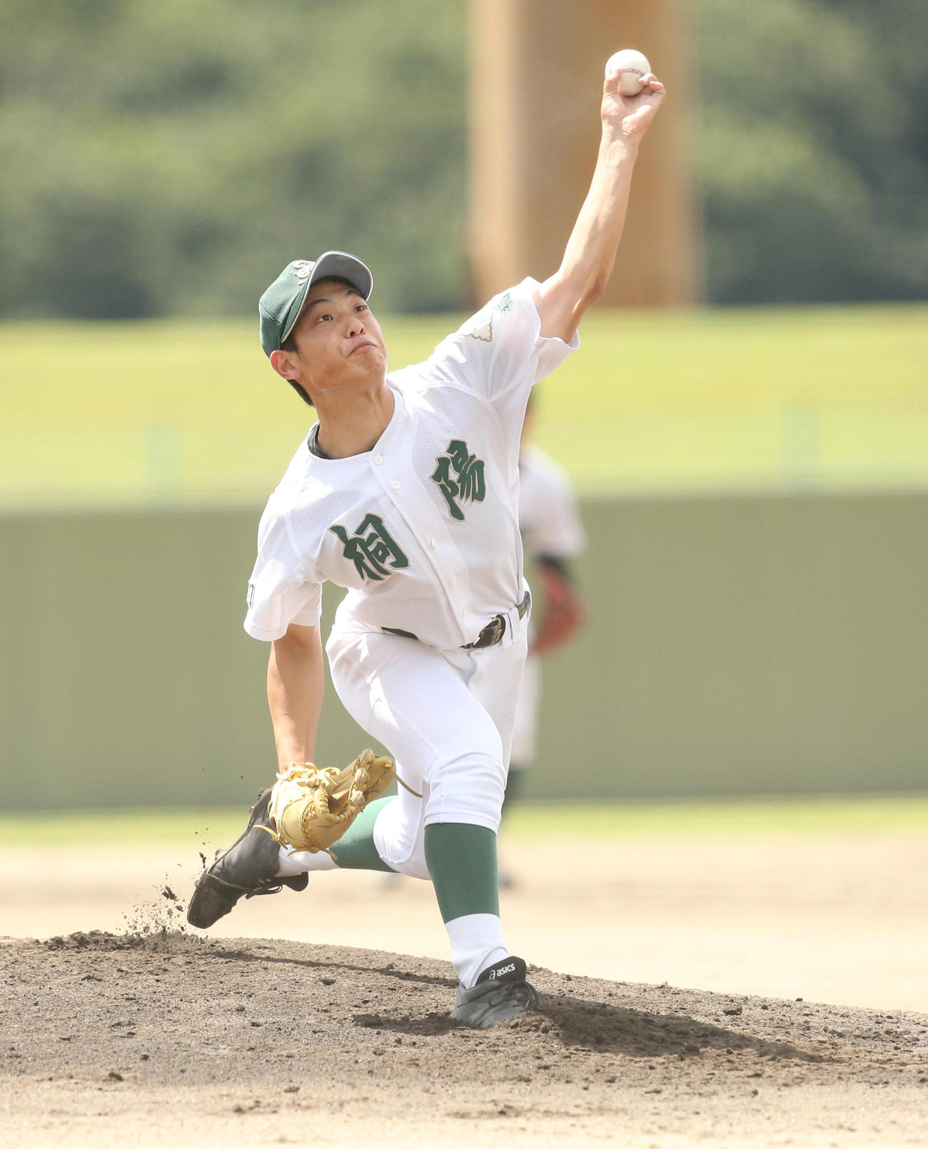 清陵情報・長沼対須賀川桐陽　力投する須賀川桐陽・塩田（撮影・野上伸悟）