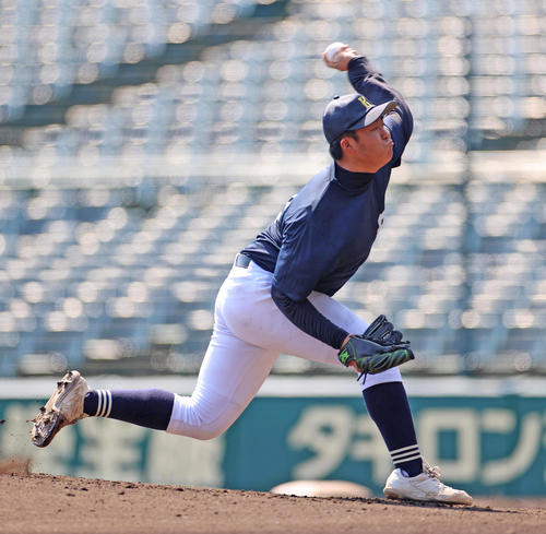 プロ志望高校生合同練習会　登板する享栄・上田洸太朗投手（撮影・清水貴仁）
