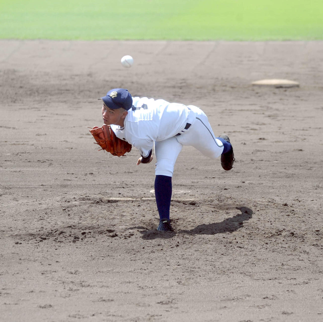 先発して4回無安打無失点と好投した御殿場西の藁科