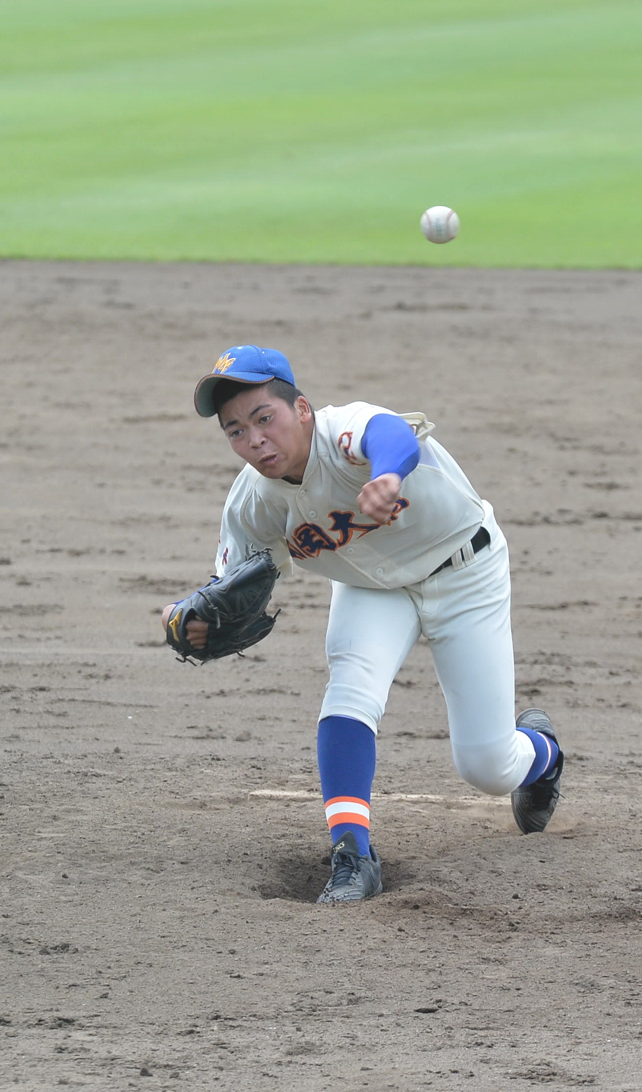 盛岡農対盛岡大付　3番手で登板した盛岡大付・山口（撮影・佐藤究）　