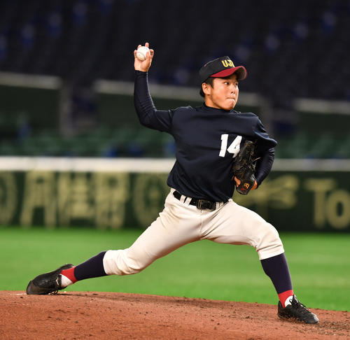 シート打撃に登板する浦和実・松本（撮影・柴田隆二）