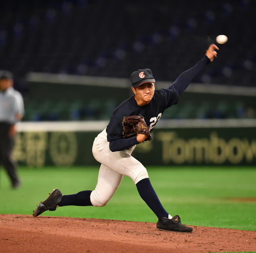 シート打撃に登板する山形中央・太田（撮影・柴田隆二）