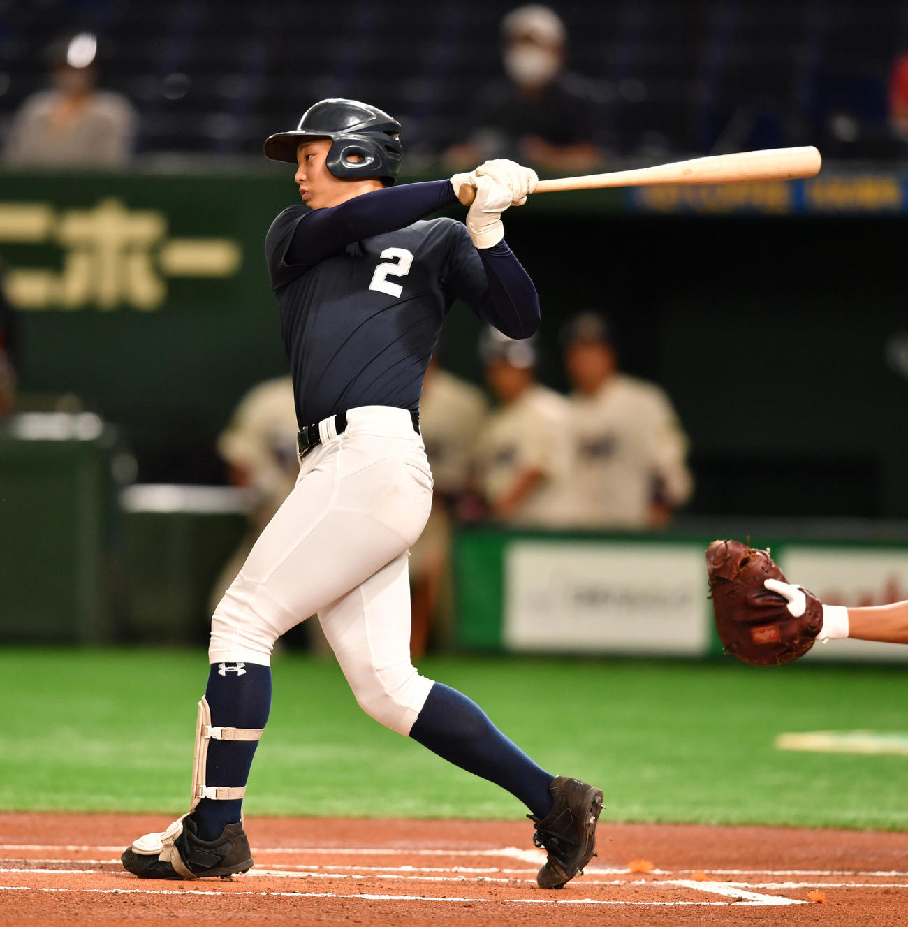 シート打撃で内野フライの埼玉栄・内田（撮影・柴田隆二）