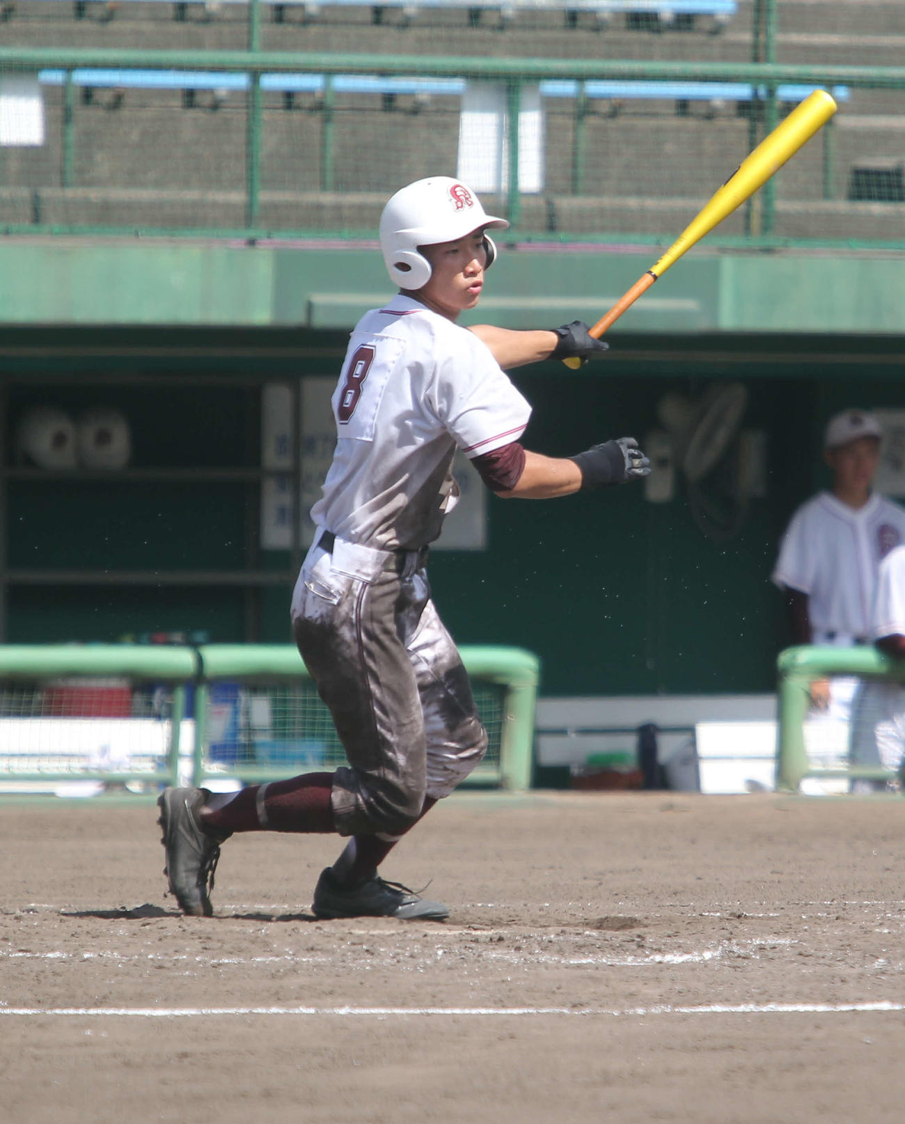 5回1死満塁、柏崎・永井は右前に2点適時打を放つ