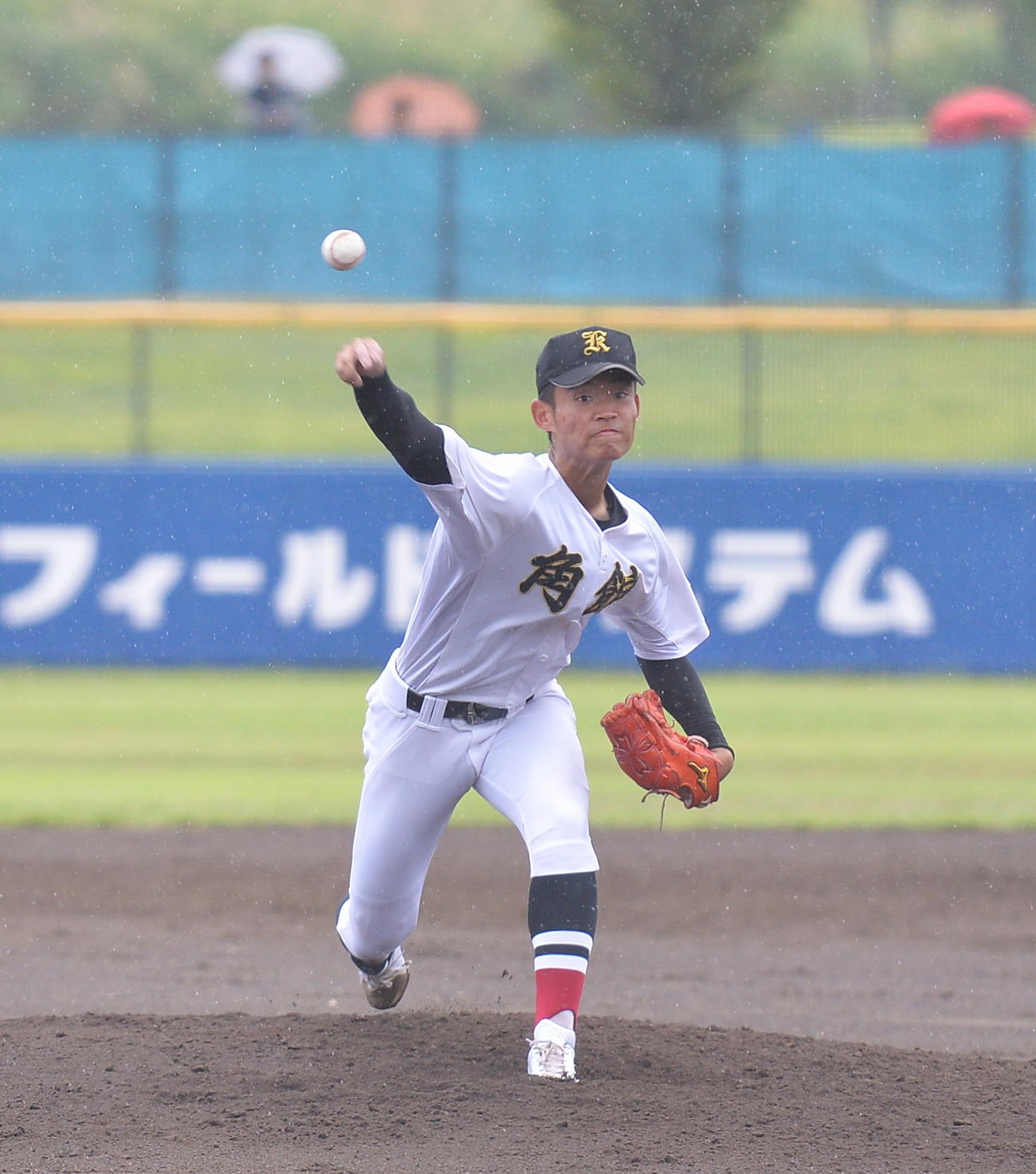 角館対秋田修英　雨の中で5安打1失点完投の角館・武田（撮影・鎌田直秀）