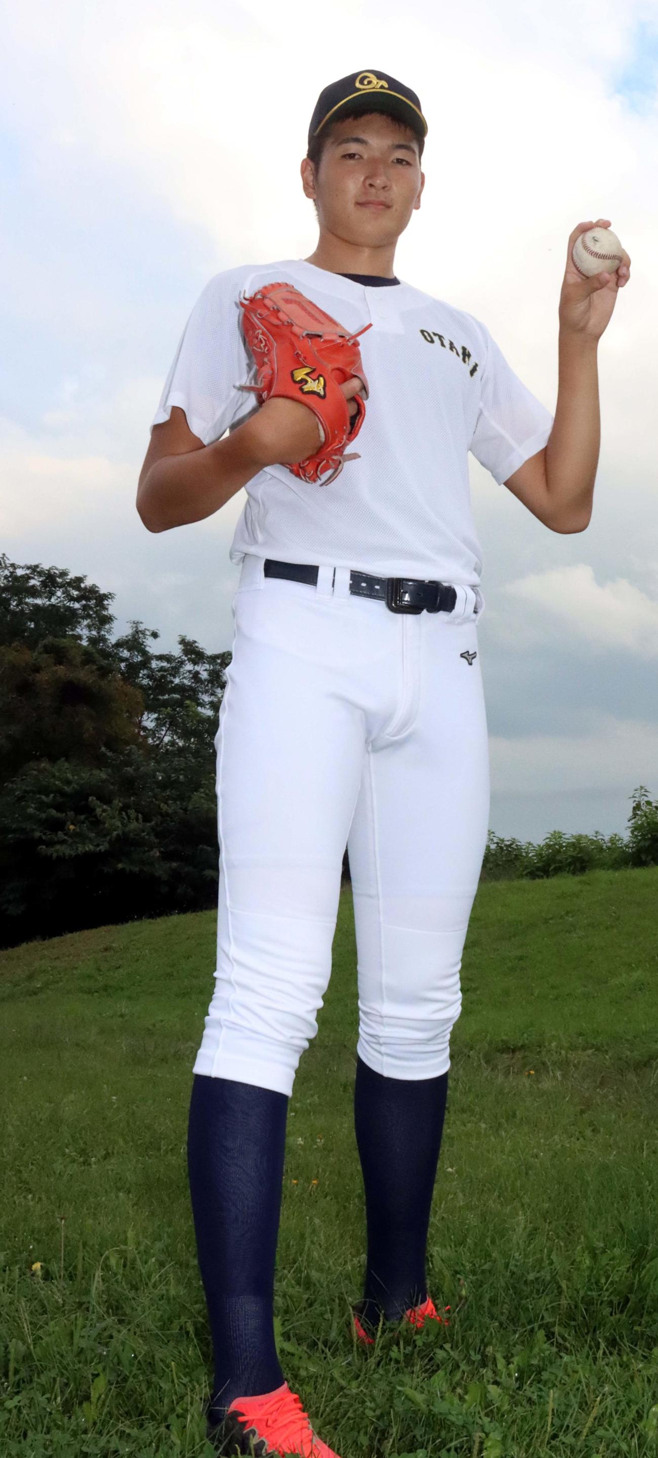 プロ志望届を提出した札幌大谷の阿部（撮影・永野高輔）