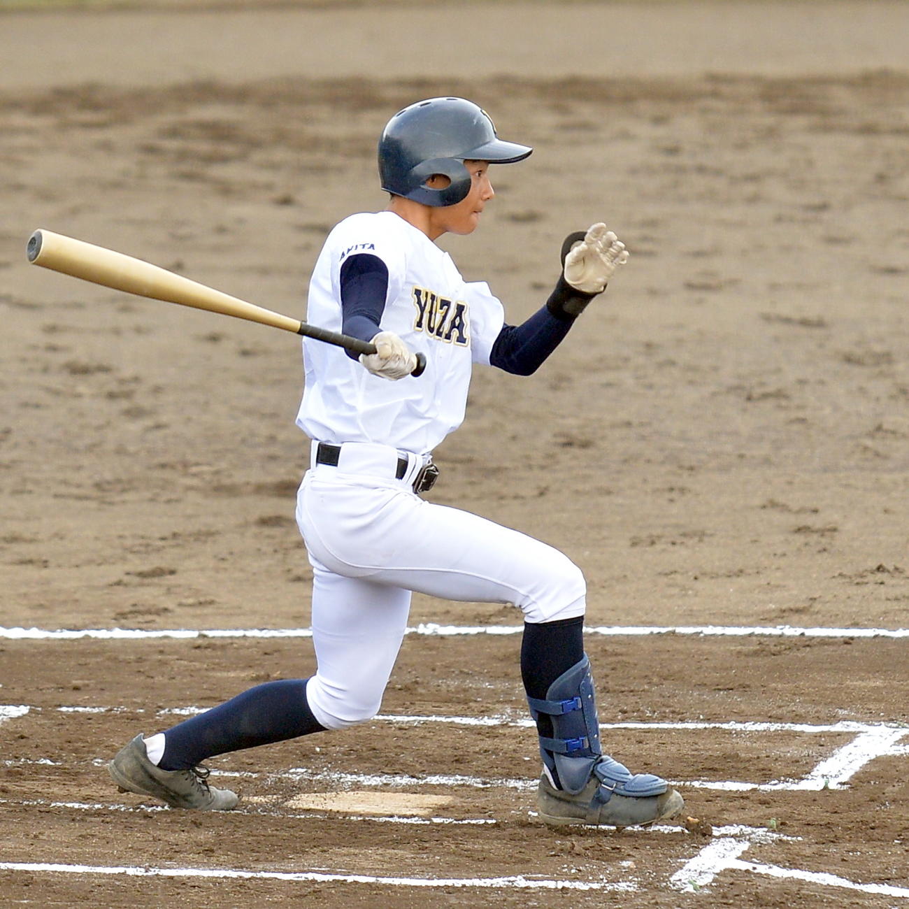 秋季高校野球秋田県大会南地区大会　湯沢対秋田修英　チームを引っ張る湯沢・佐藤夢主将（撮影・鎌田直秀）