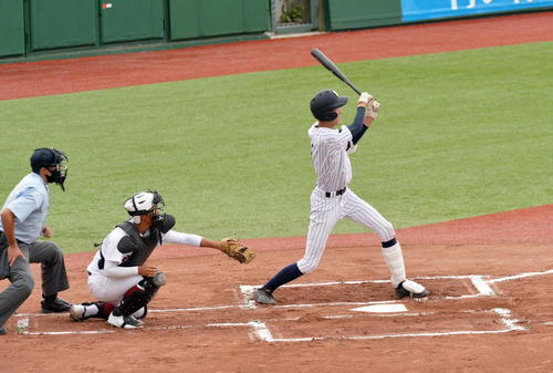 八戸西が初の秋東北切符 長身エース福島が投打活躍 - 高校野球 : 日刊