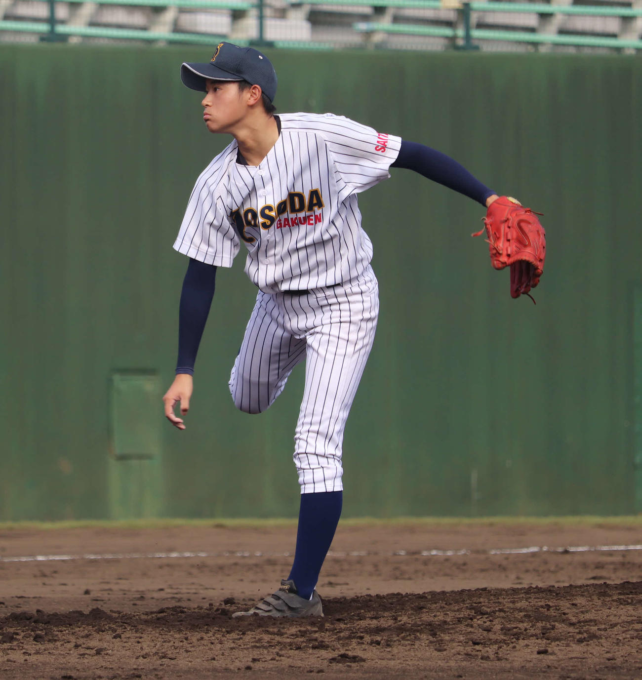 花咲徳栄対細田学園　先発して好投した細田学園・飯吉（撮影・湯本勝大）