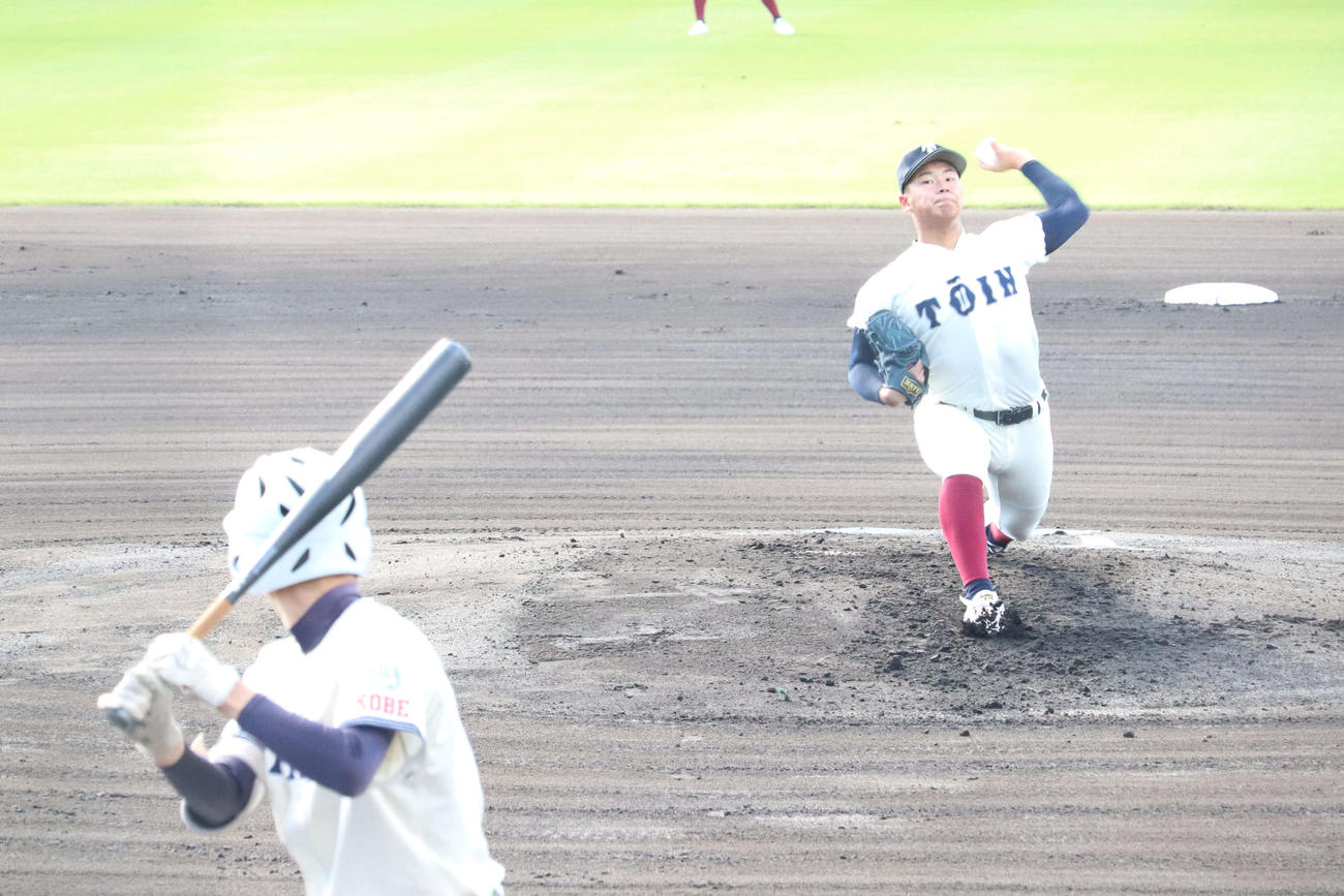 先発した大阪桐蔭・松浦