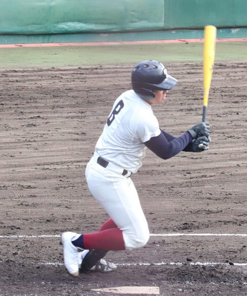 2回に適時打を放つなどした大阪桐蔭4番・池田