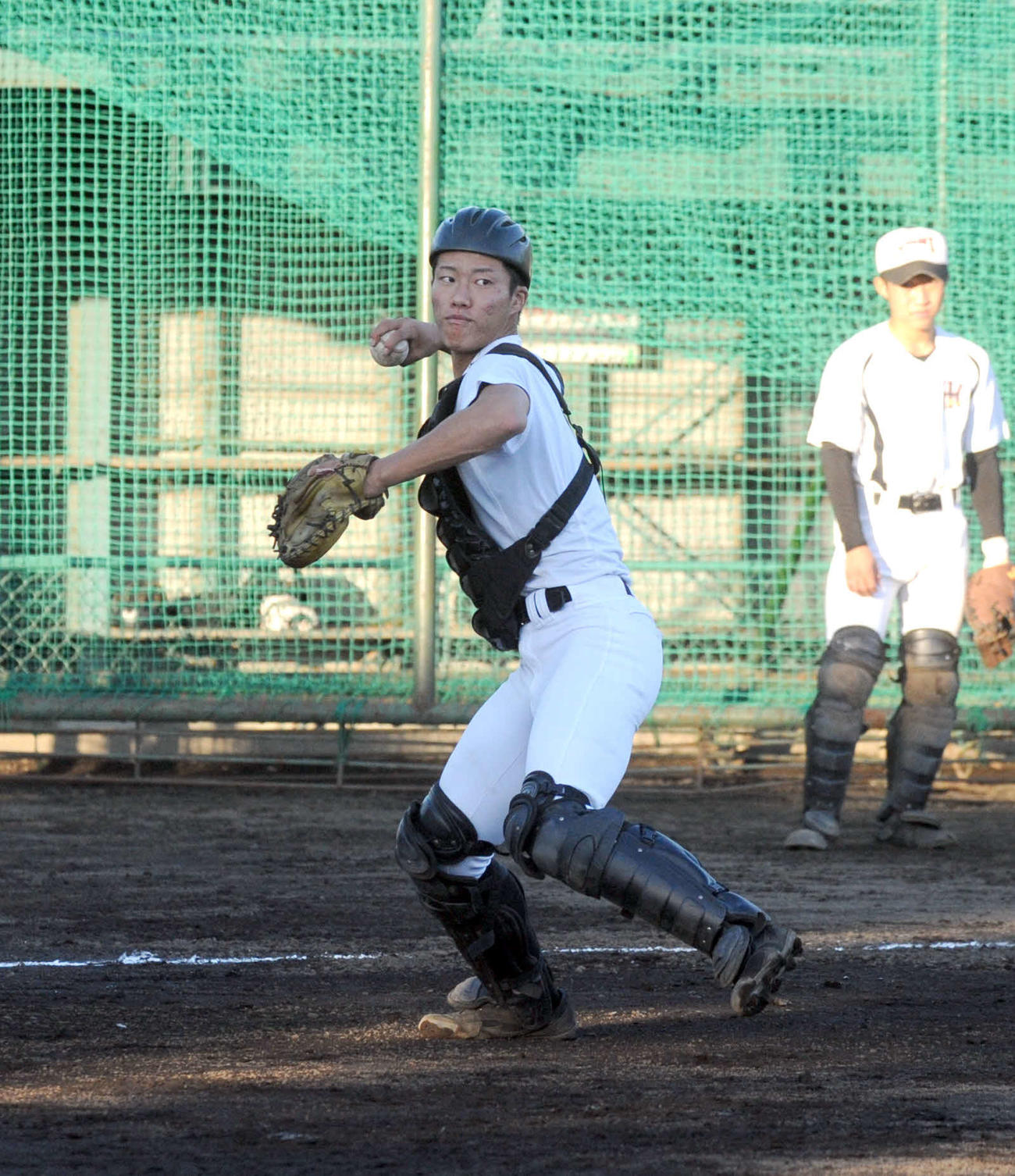 期待と不安を抱えながら練習する磐田東・二俣