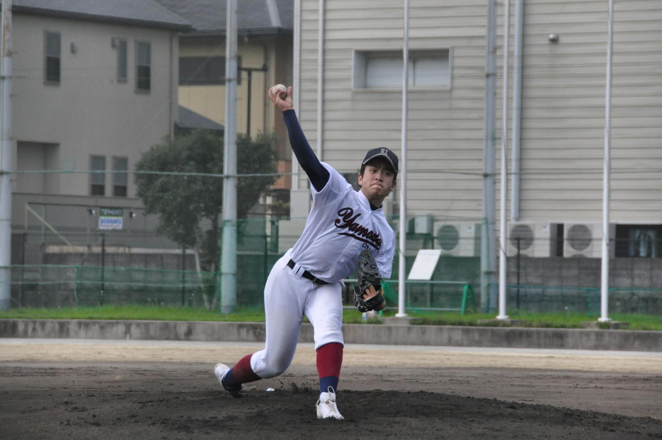 練習試合・春日丘対山田　山田のエース坂田倫太郎投手は9回2失点で完投勝利を挙げる