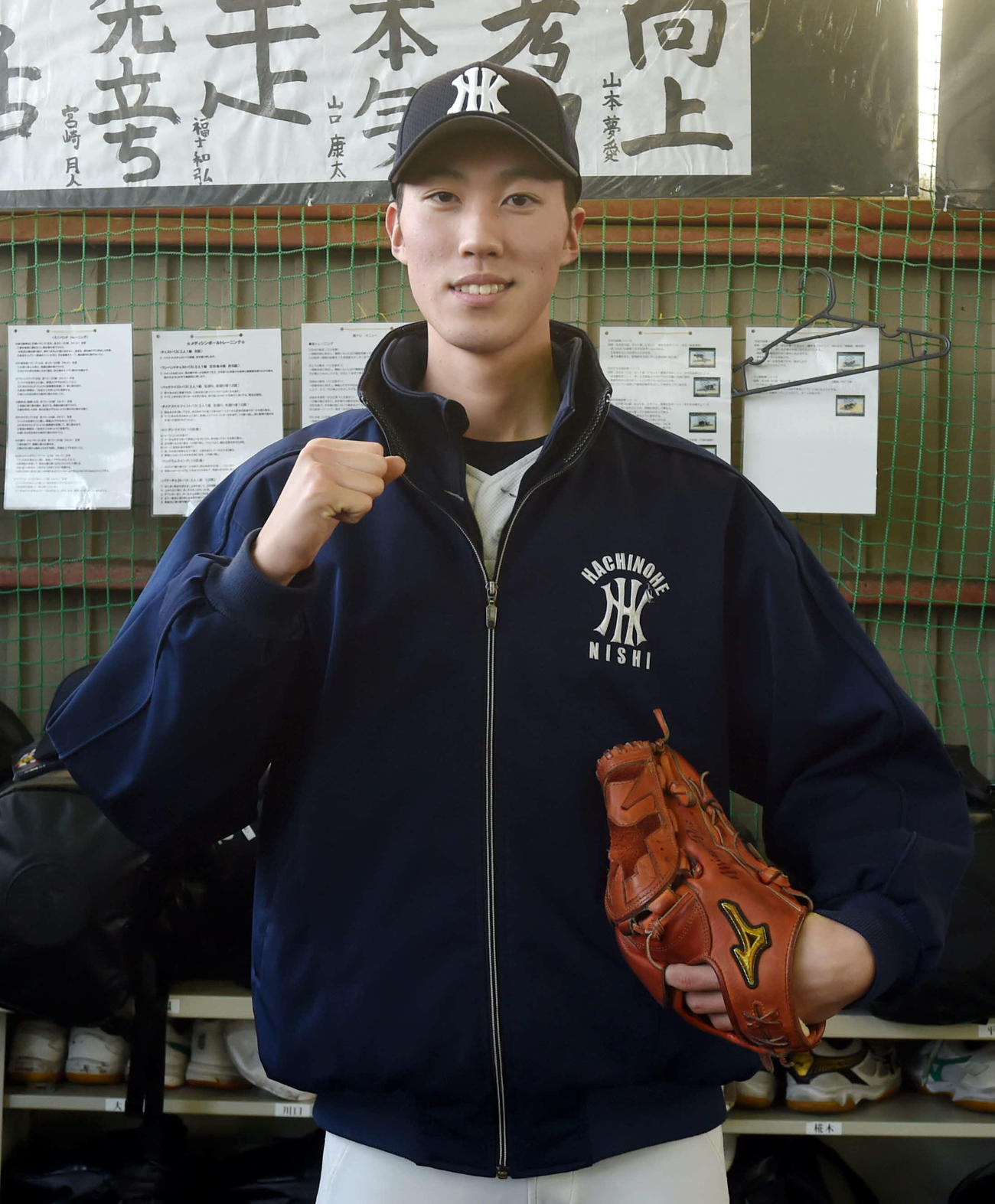 センバツ初勝利へ気持ちを高めた八戸西・福島（撮影・相沢孔志）