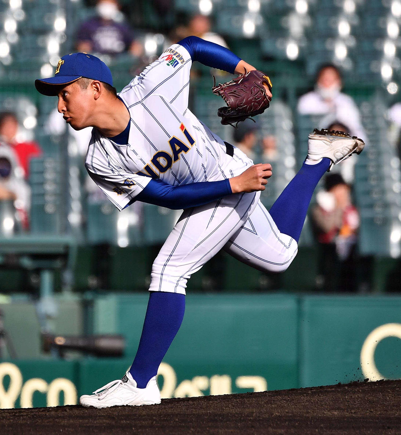 高崎健康福祉大高崎先発のエース高松将斗（撮影・上田博志）