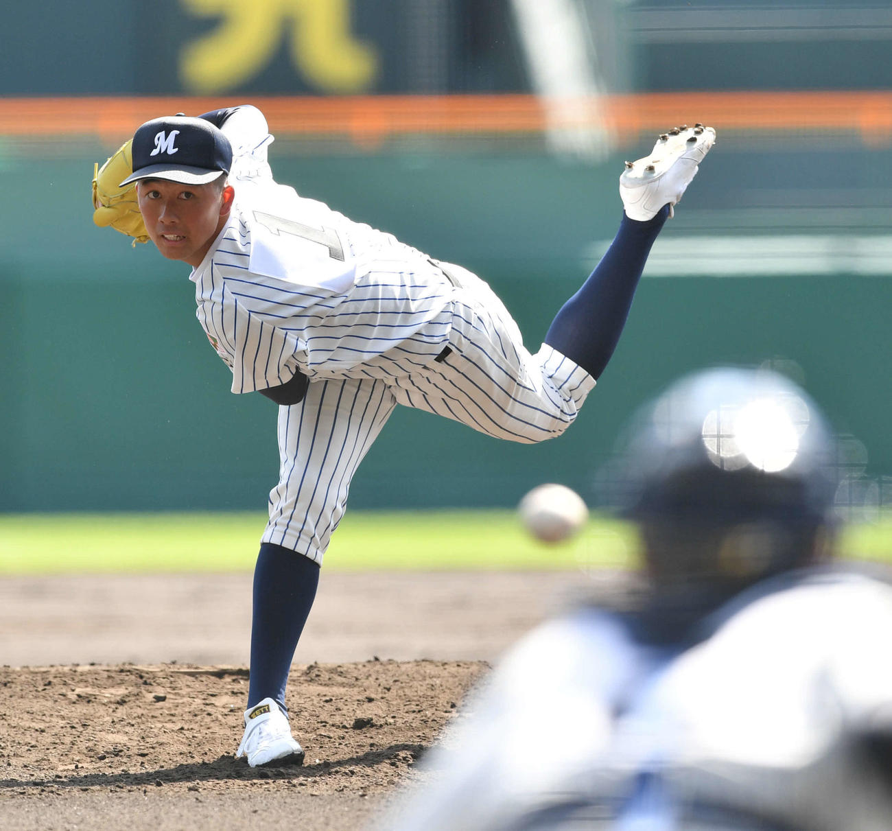 明徳義塾対仙台育英　明徳義塾先発の代木（撮影・滝沢徹郎）