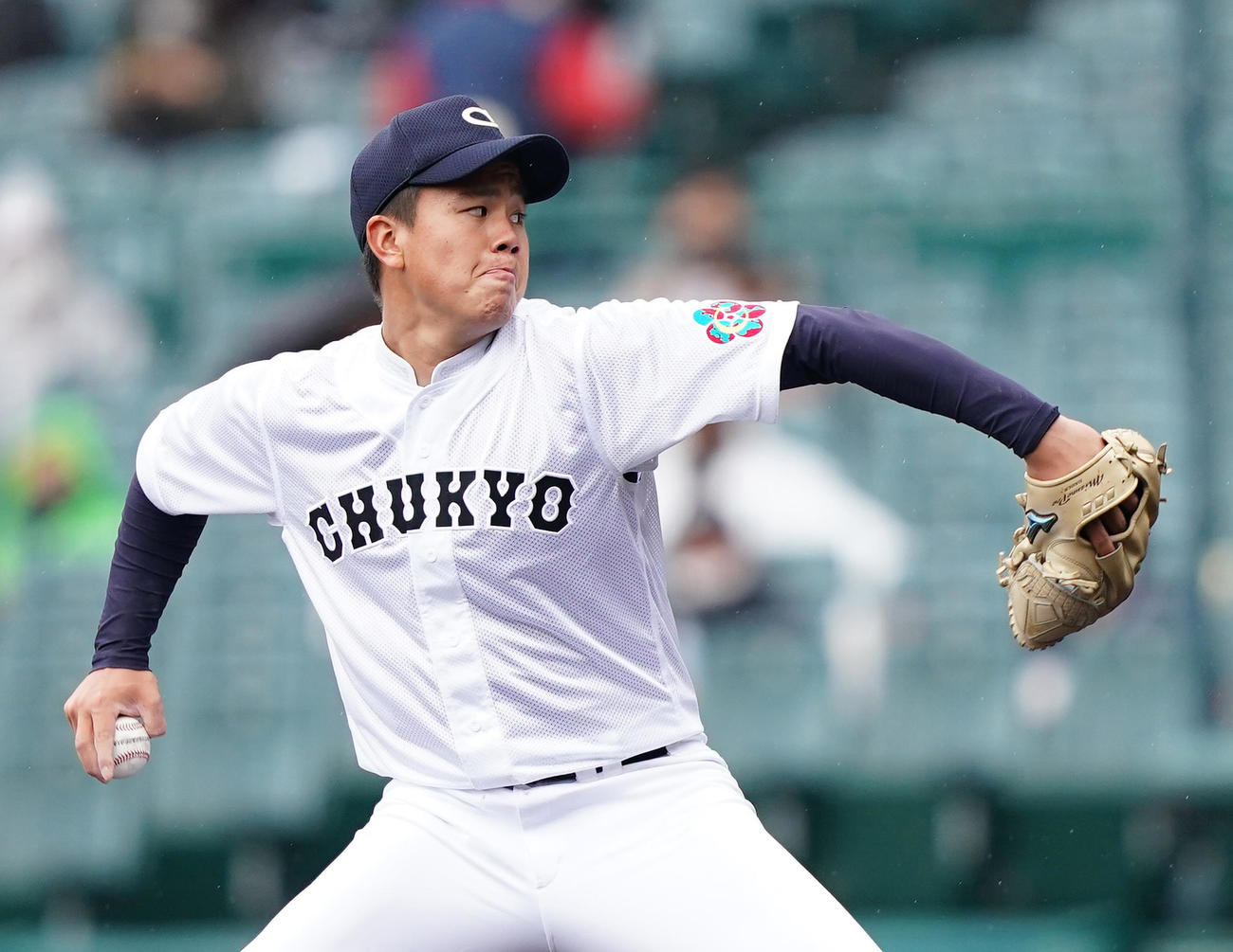 専大松戸対中京大中京　先発の中京大中京・畔柳（撮影・菅敏）