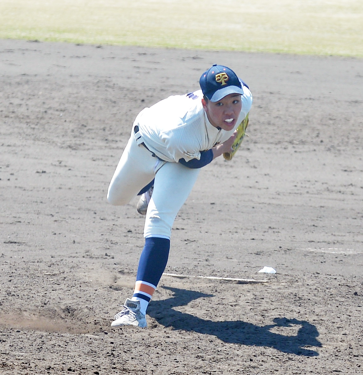 青森南対東奥学園　先発し好投した東奥学園・滝本（撮影・佐藤究）