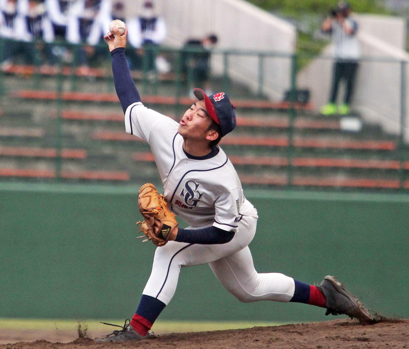関根学園の牧野は被安打3、2失点で完投（撮影・涌井幹雄）