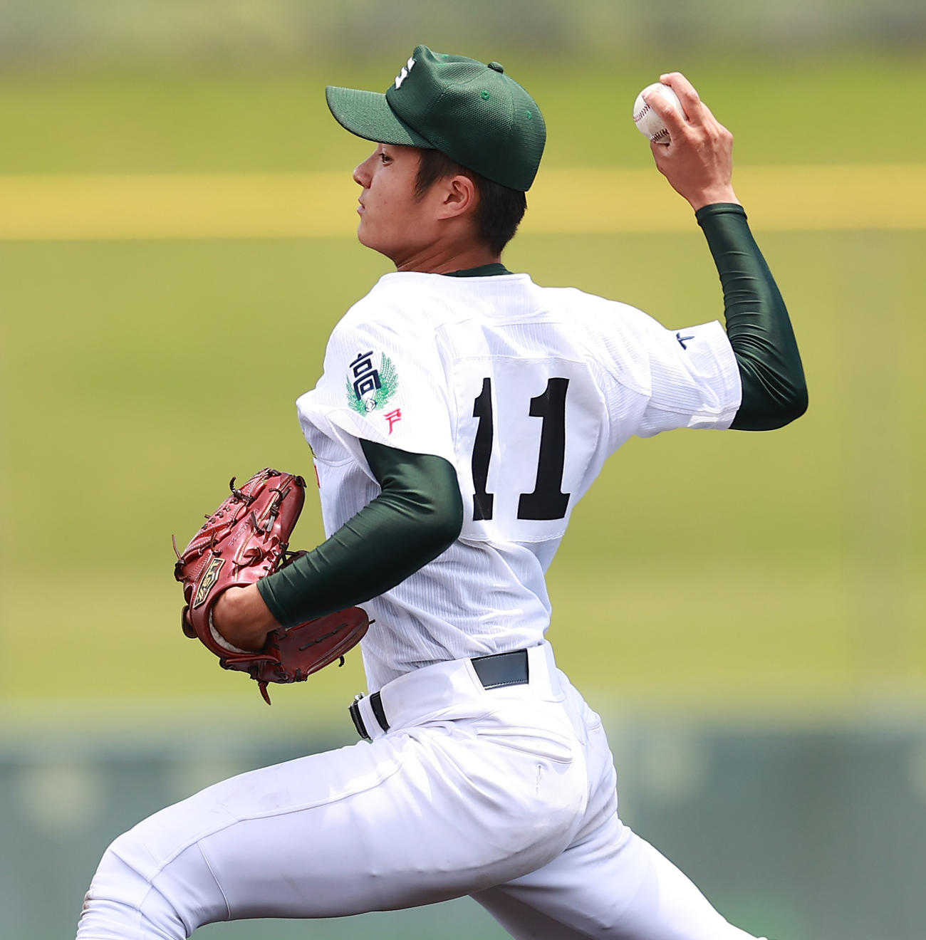浦和学院対専大松戸　力投する専大松戸先発の岡本（撮影・野上伸悟）
