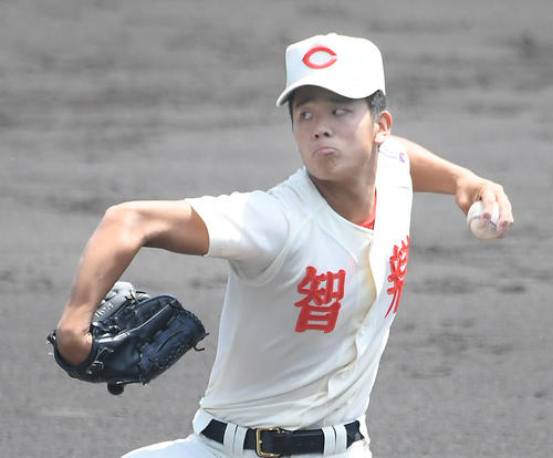 智弁学園対滋賀学園　智弁学園先発・西村（撮影・滝沢美穂子）