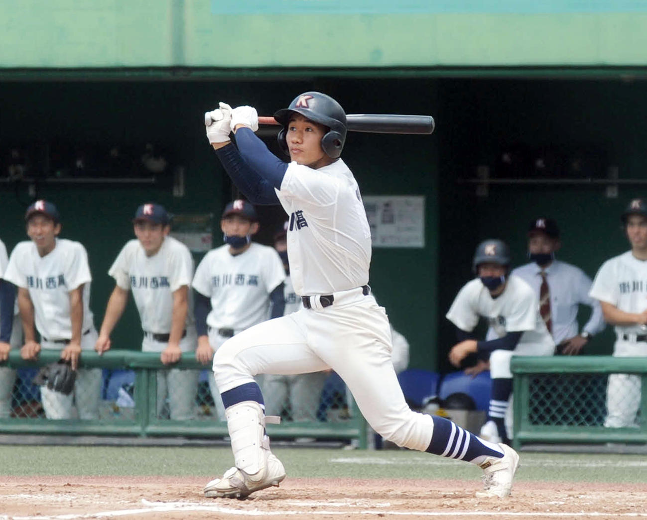 2回に先制2ランを放った掛川西の中山（撮影・河合萌彦）
