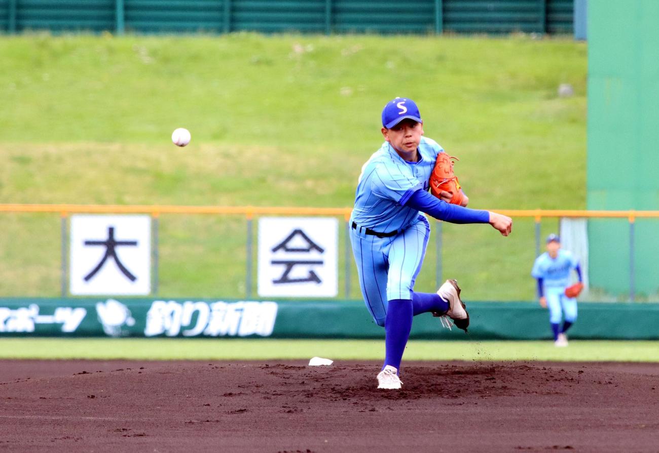釧路北陽対札幌静修　3失点で完投した札幌静修の常谷（撮影・永野高輔）