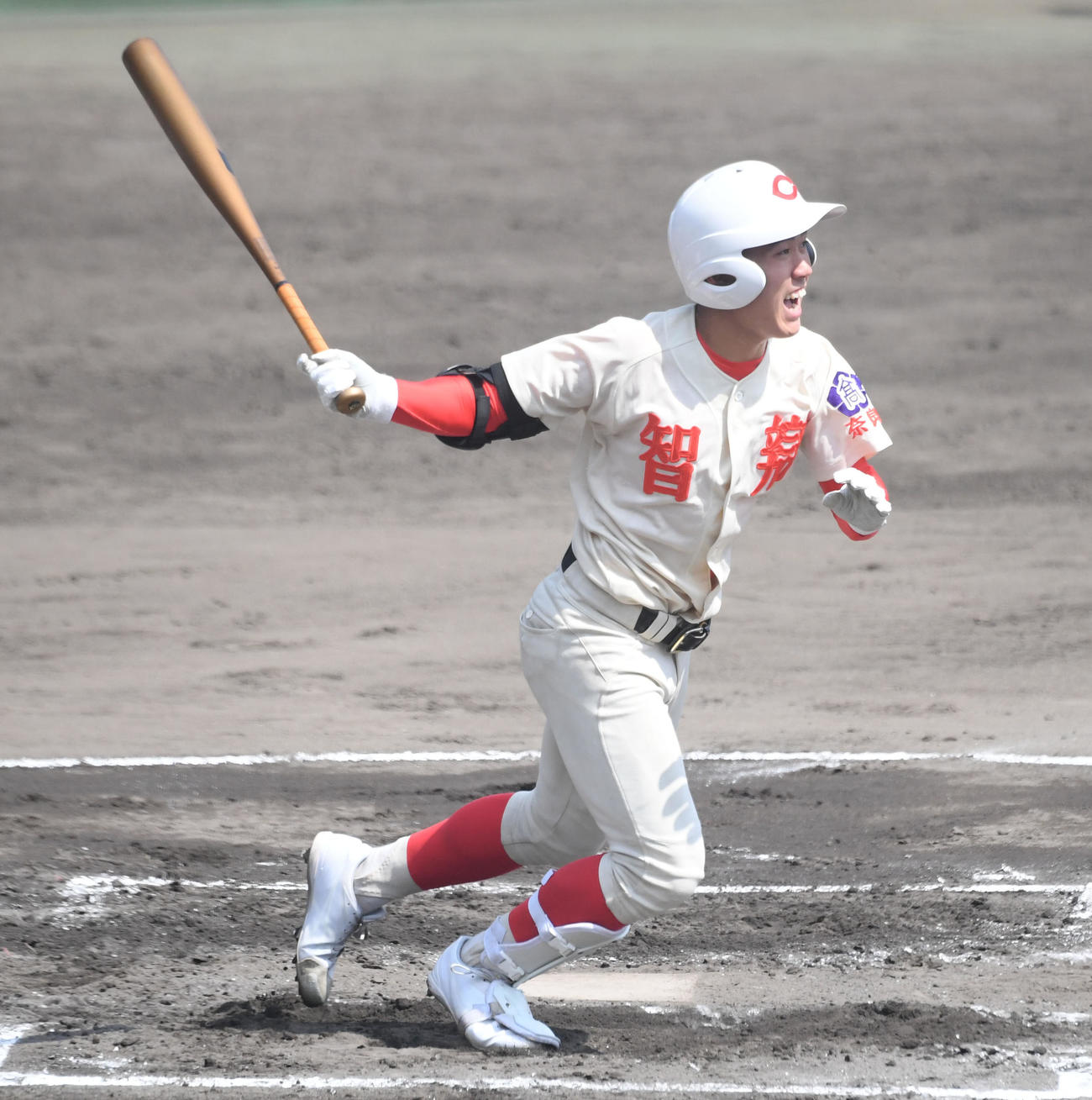 京都国際対智弁学園　智弁学園6回裏2死満塁、右前同点適時打を放つ谷口（撮影・滝沢美穂子）