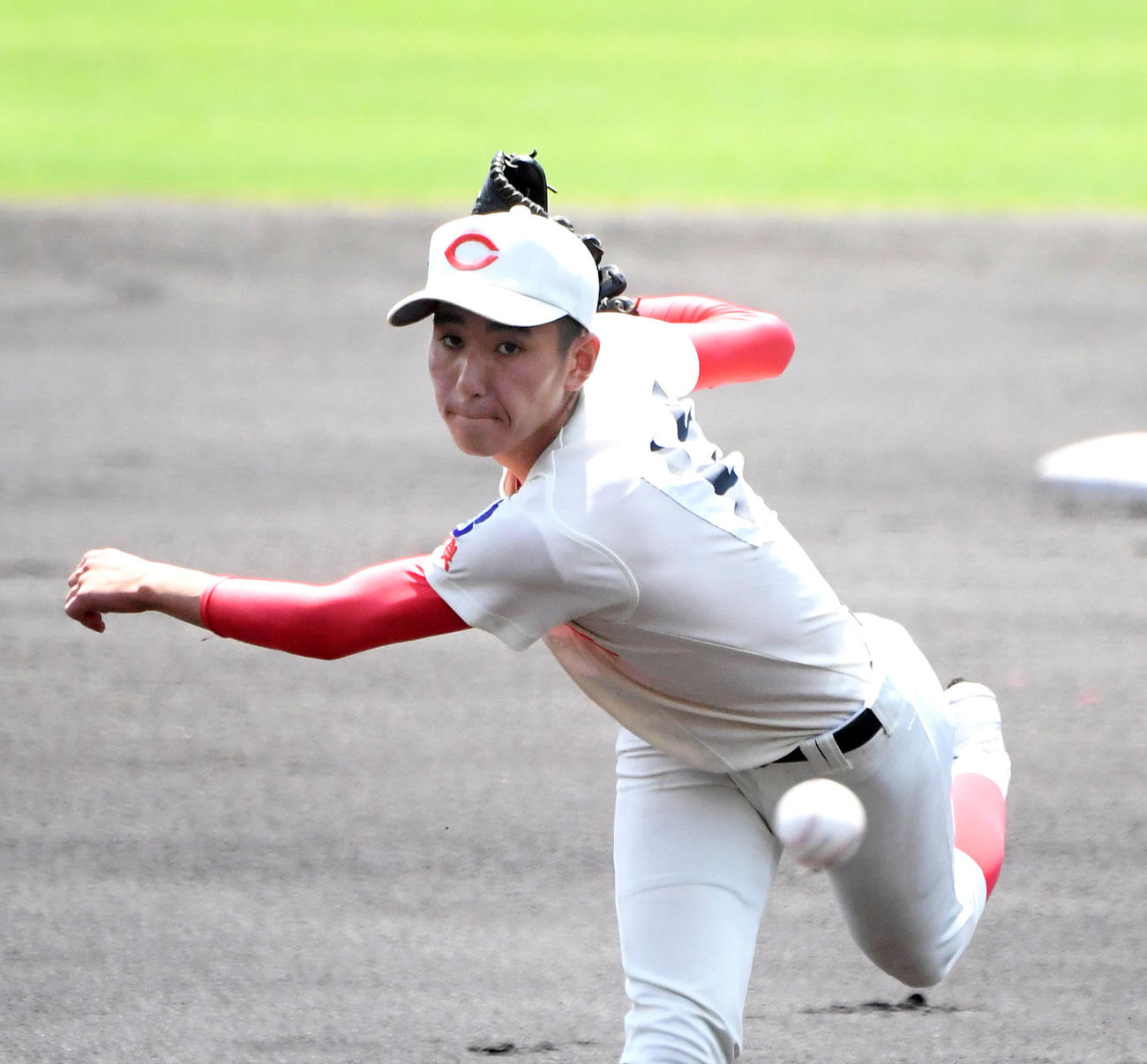 智弁学園先発の藤本（撮影・滝沢美穂子）