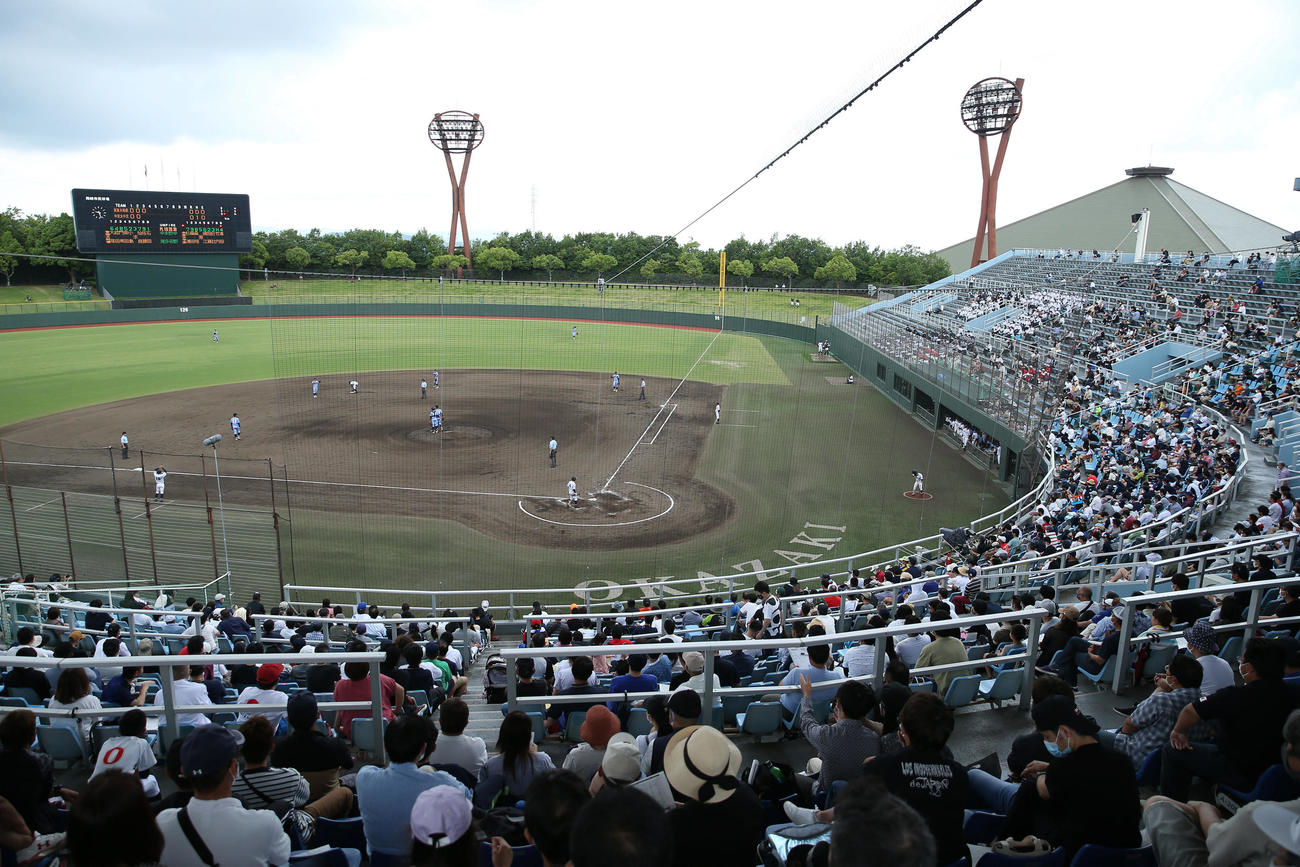 東海大相模対中京大中京　愛知県高野連招待試合が行われた岡崎市民球場（撮影・前田充）