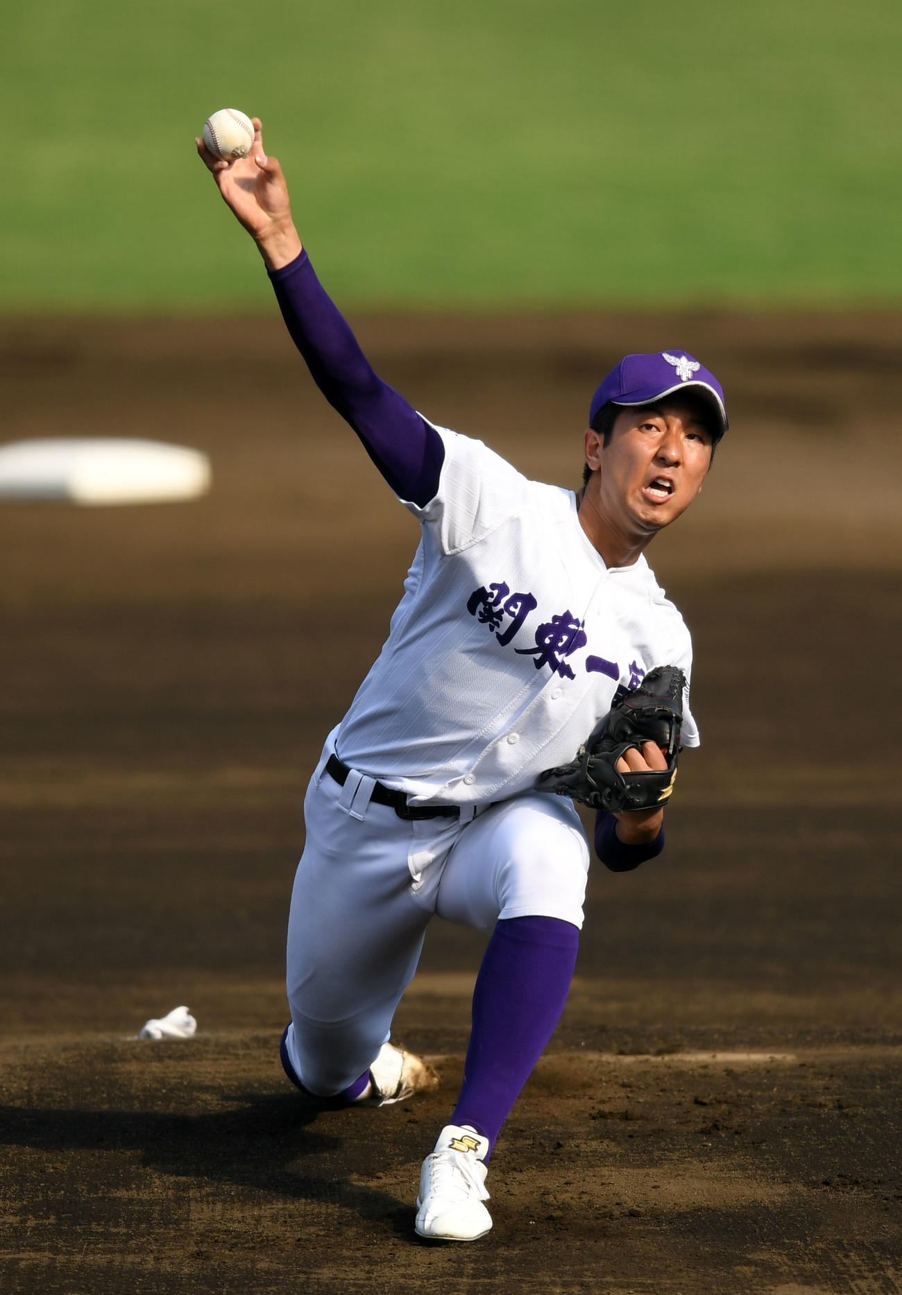 日大三対関東第一　力投する関東第一先発の市川（撮影・横山健太）