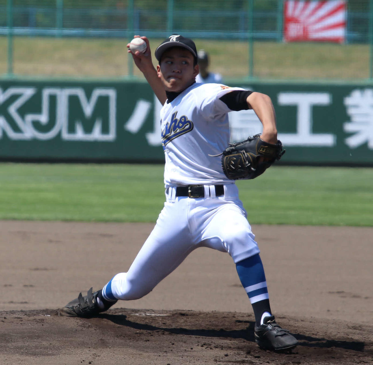 苫小牧工対室蘭東翔　先発した室蘭東翔の小島（撮影・山崎純一）