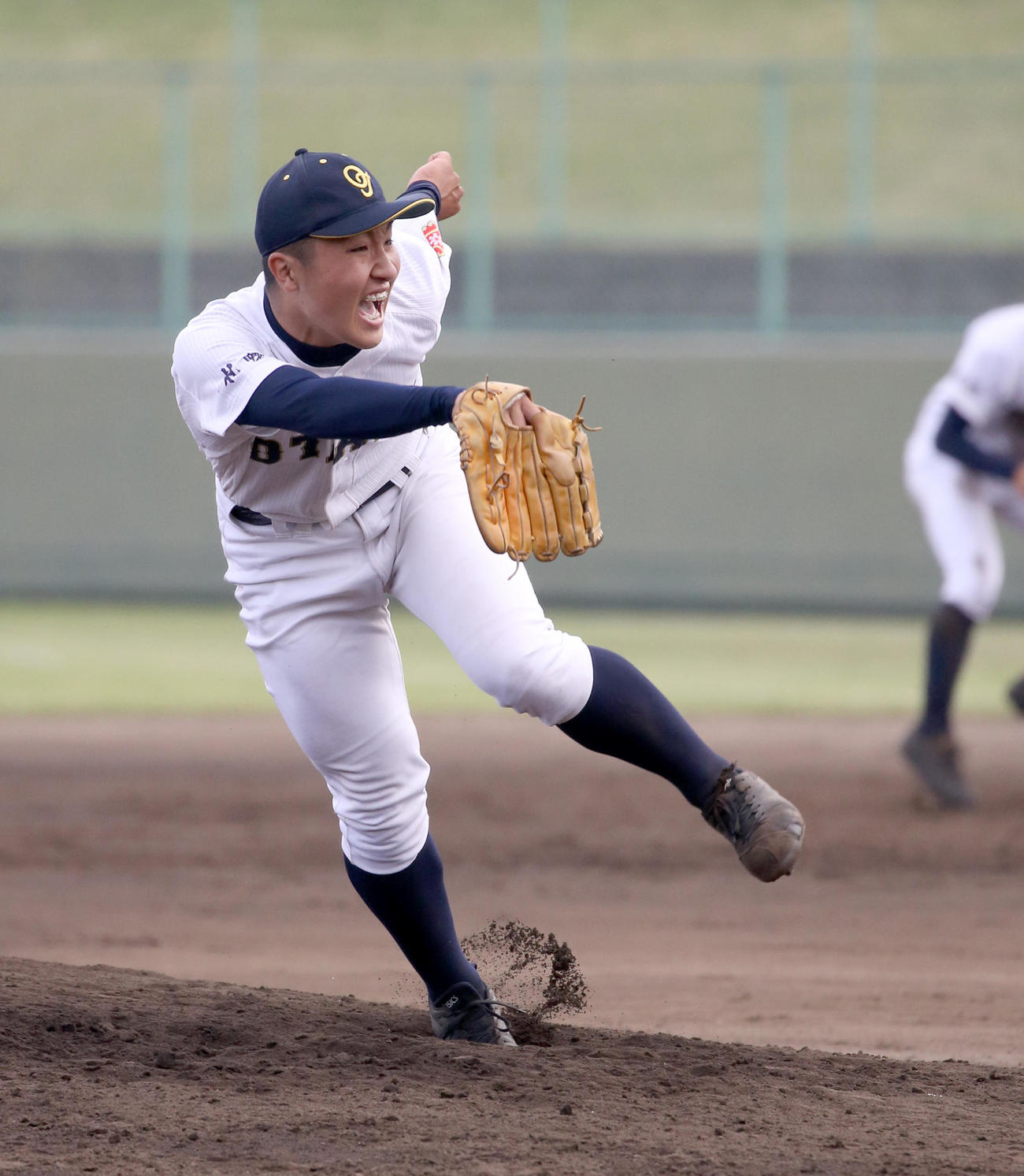 札幌大谷対札幌光星　力投する札幌大谷・森谷（撮影・佐藤翔太）