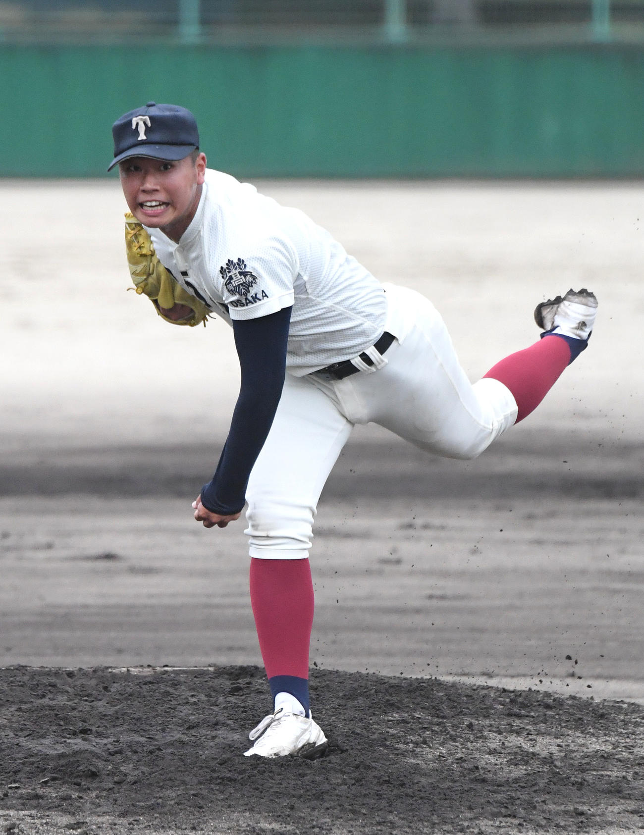 練習試合　大阪桐蔭対高知　大阪桐蔭2番手の松浦（撮影・滝沢美穂子）
