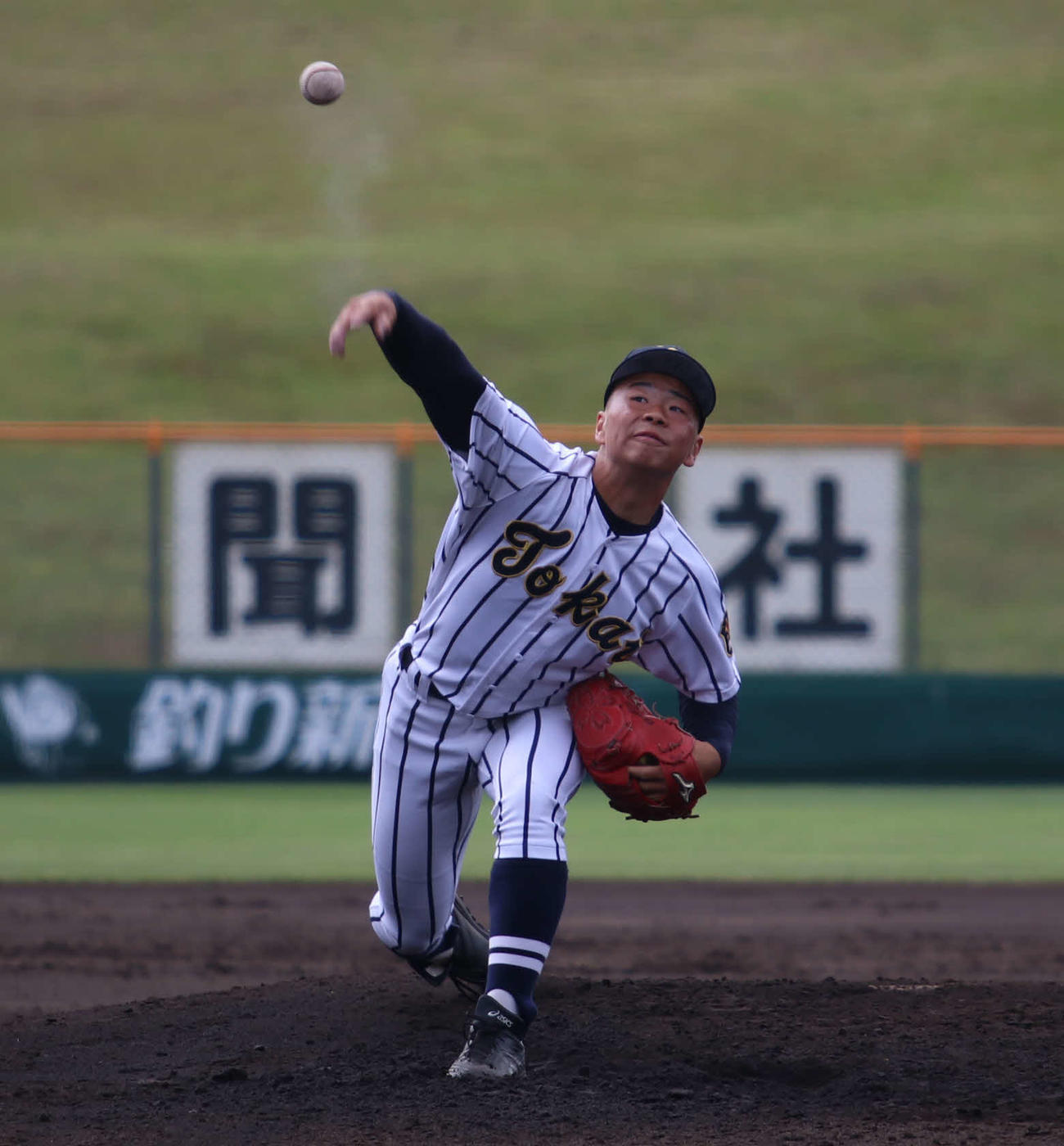 東海大札幌対札幌開成中教校　リリーフで6回無失点と好投した東海大札幌の実川（撮影・山崎純一）