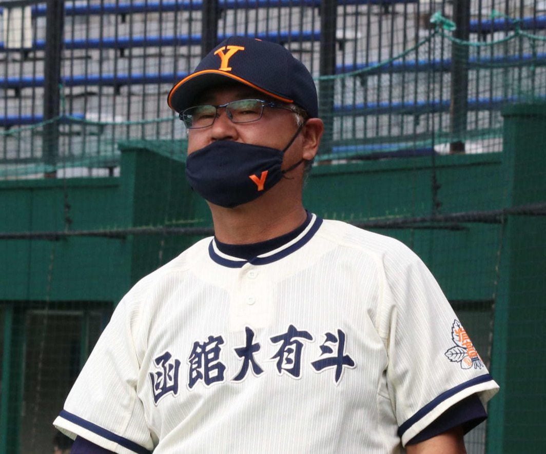 函館大有斗・古溝監督（2020年10月6日撮影）