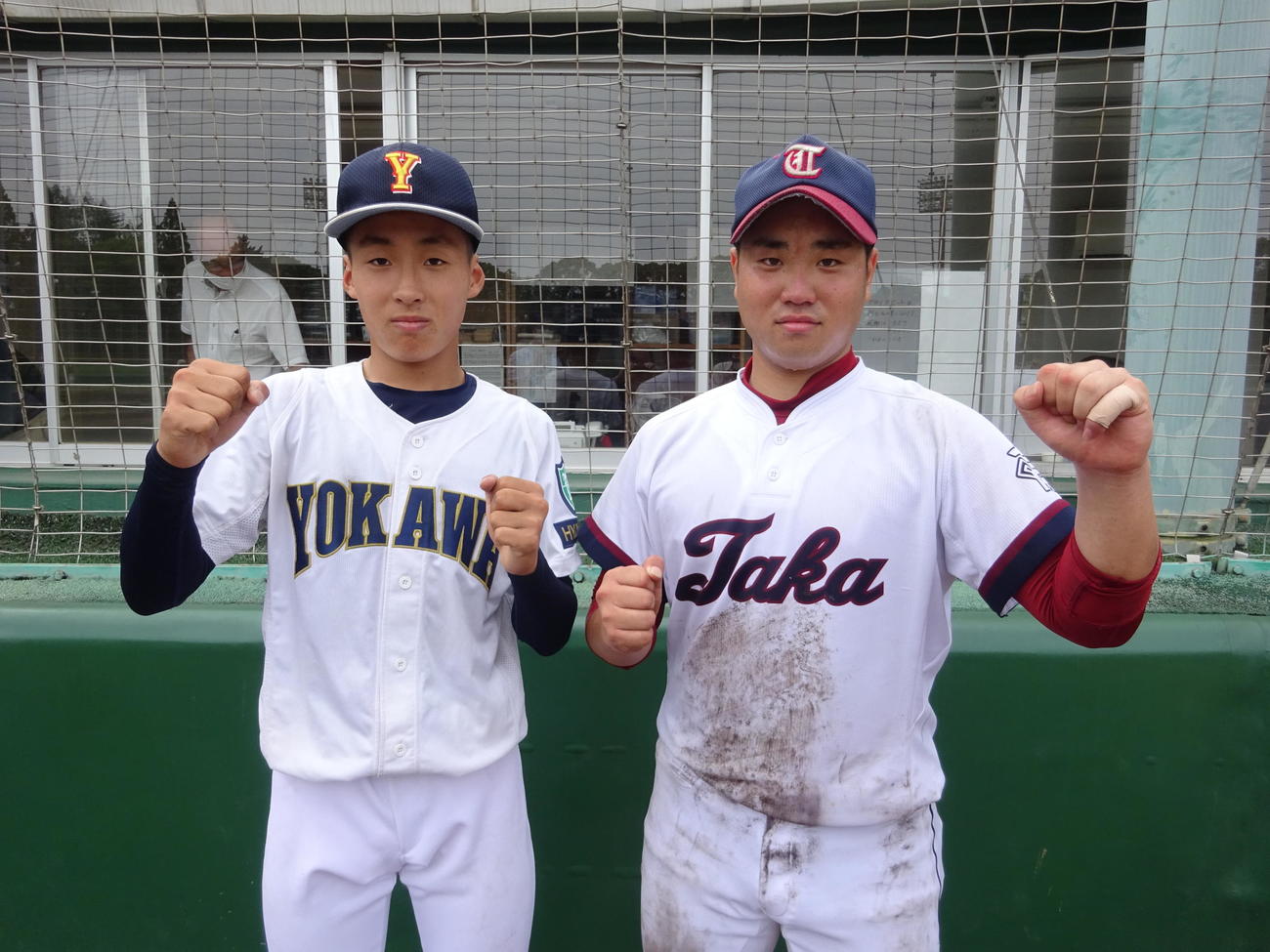 多可・吉川連合チームの主将・西山（右）と大西（撮影・加藤裕一）